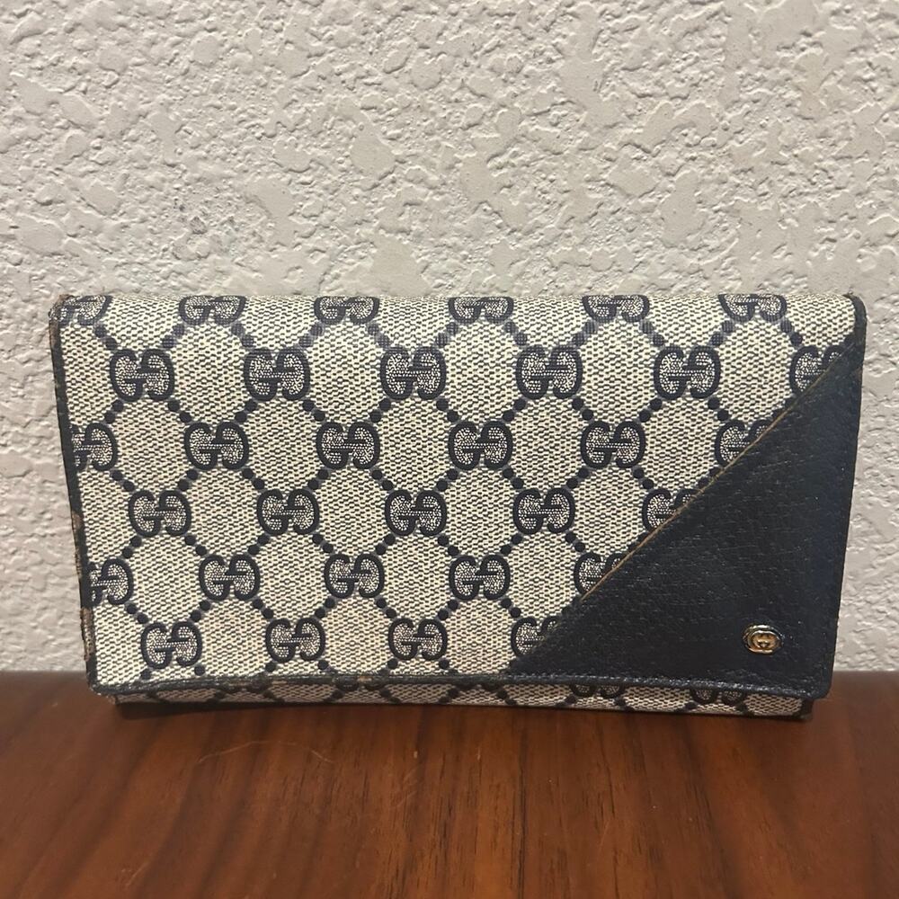 Vintage Gucci Navy GG Monogram Long Kiss-Lock Wallet